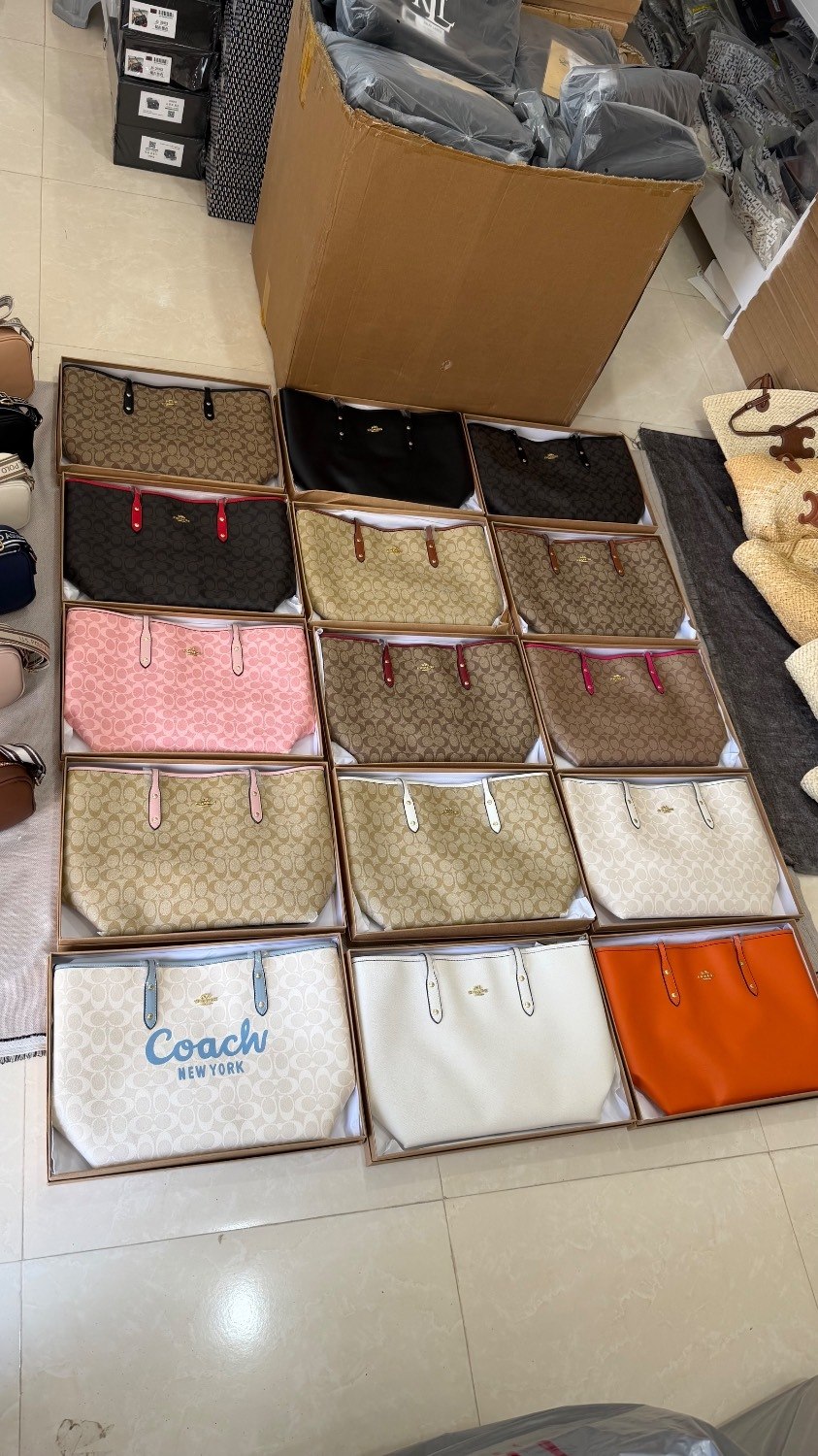 کیف کوچ تک رو زنانه